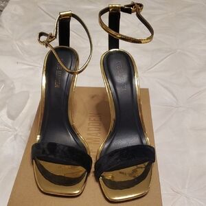 Steve Madden Gold and Black Women's Heels